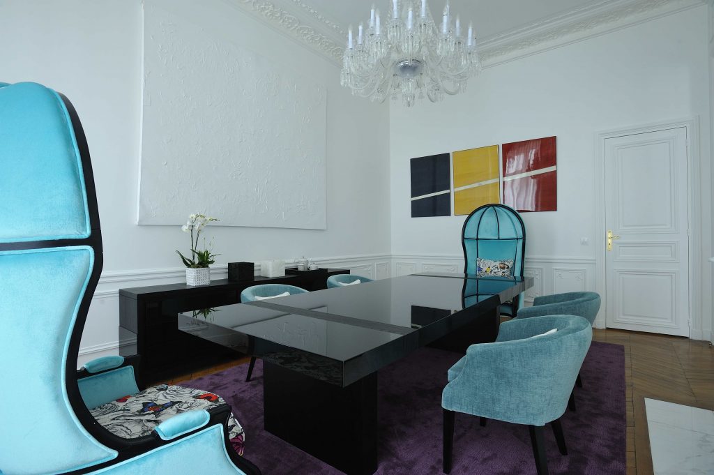 BE INSPIRED BY ART CHIC APARTMENT'S INTERIOR DECORATION!